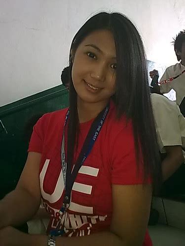 Videos Tagged with pinay .